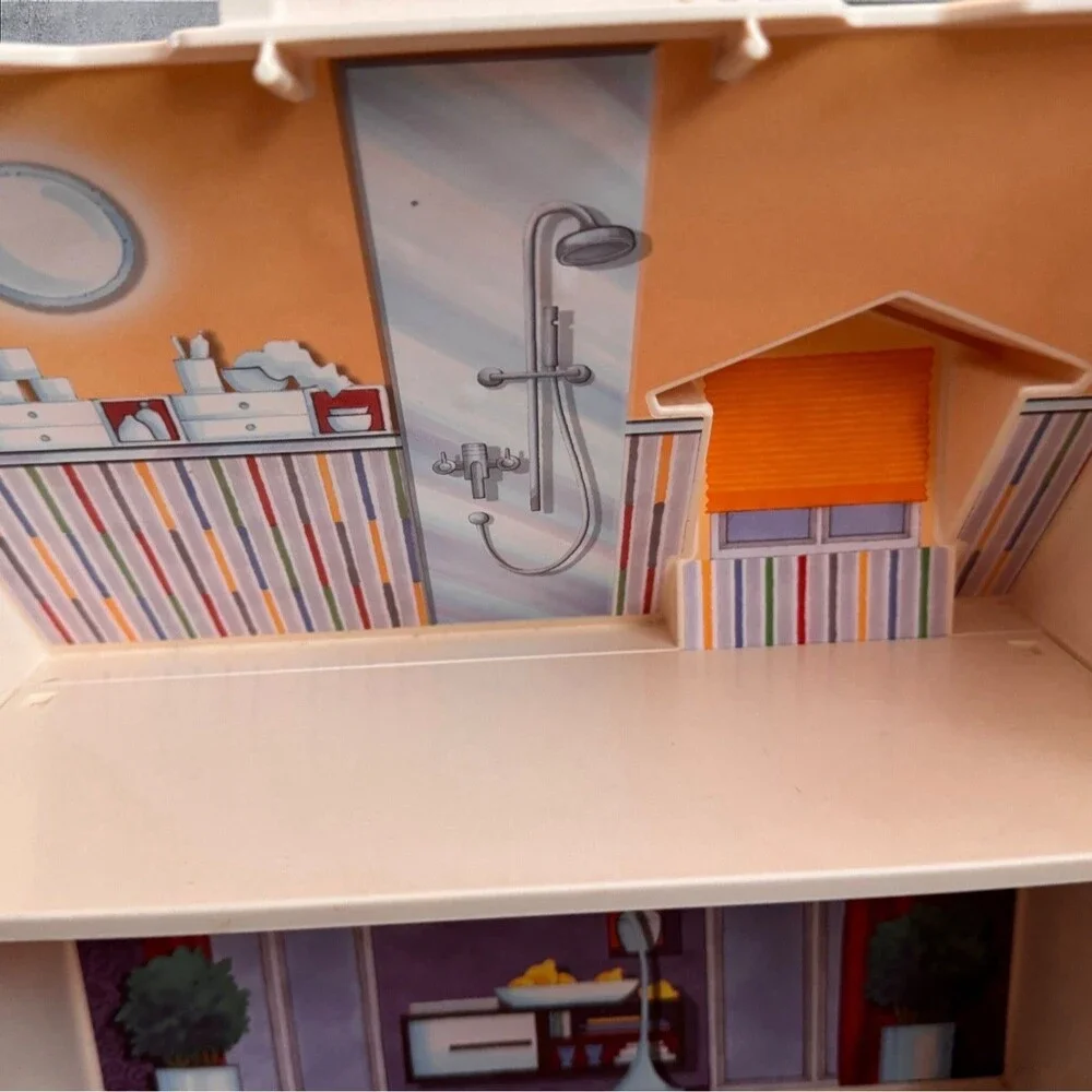 Playmobil 2005 Geobra‎ Take Along Modern Doll House Without Contents